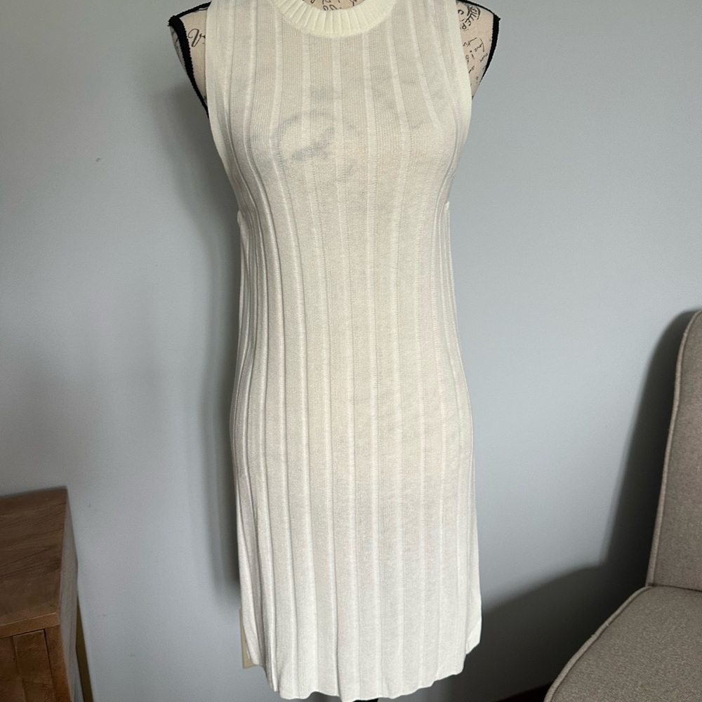 H&M Ivory Sleeveless Midi Dress
